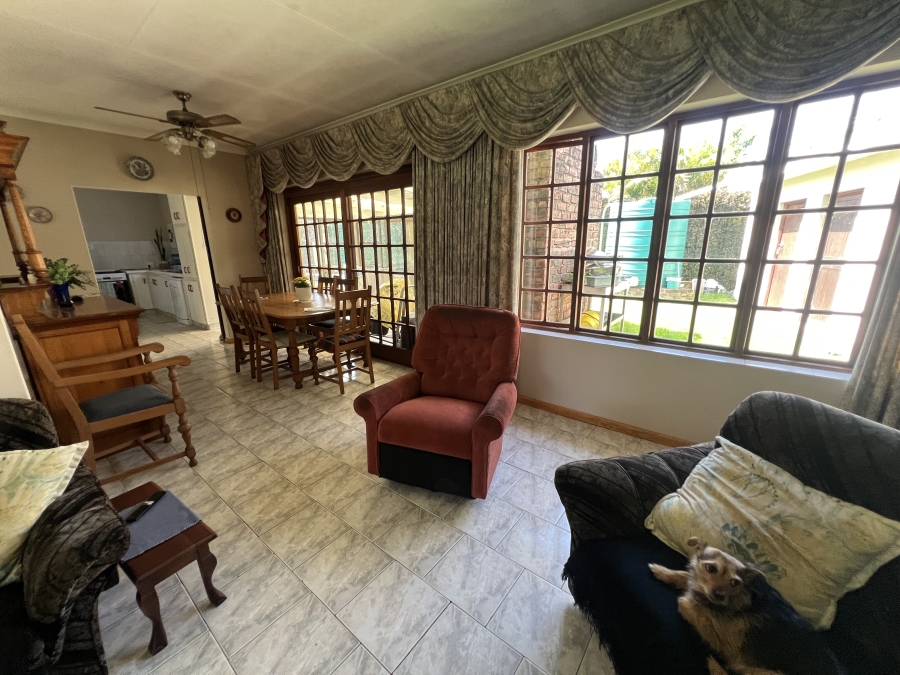3 Bedroom Property for Sale in Cambridge West Eastern Cape